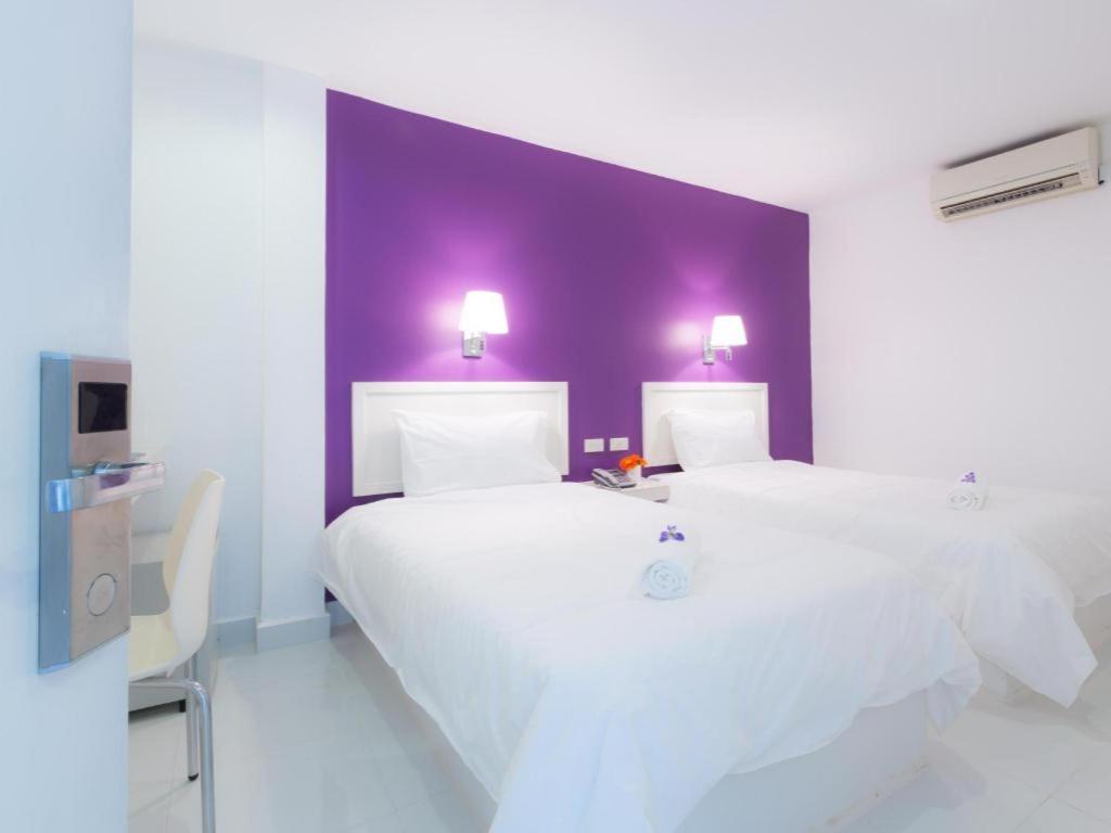 Hotel Zing Phnom Penh Exterior foto